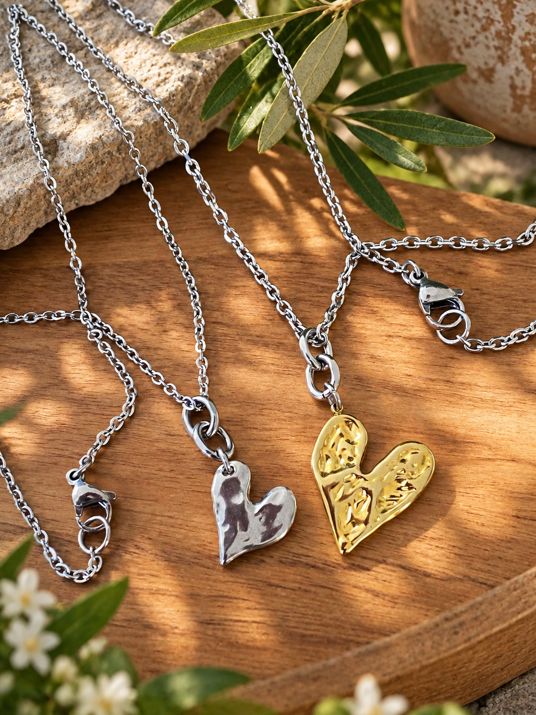 REBEL HEART NECKLACE